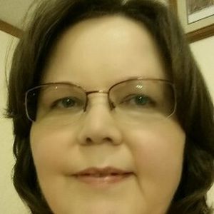 Meet your Posher, Pam